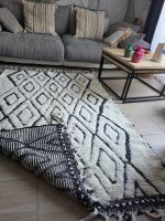 Tapis Béni Ouarain noir et blanc retourné, envers tissé main